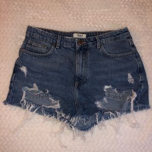 Distressed high waisted shorts